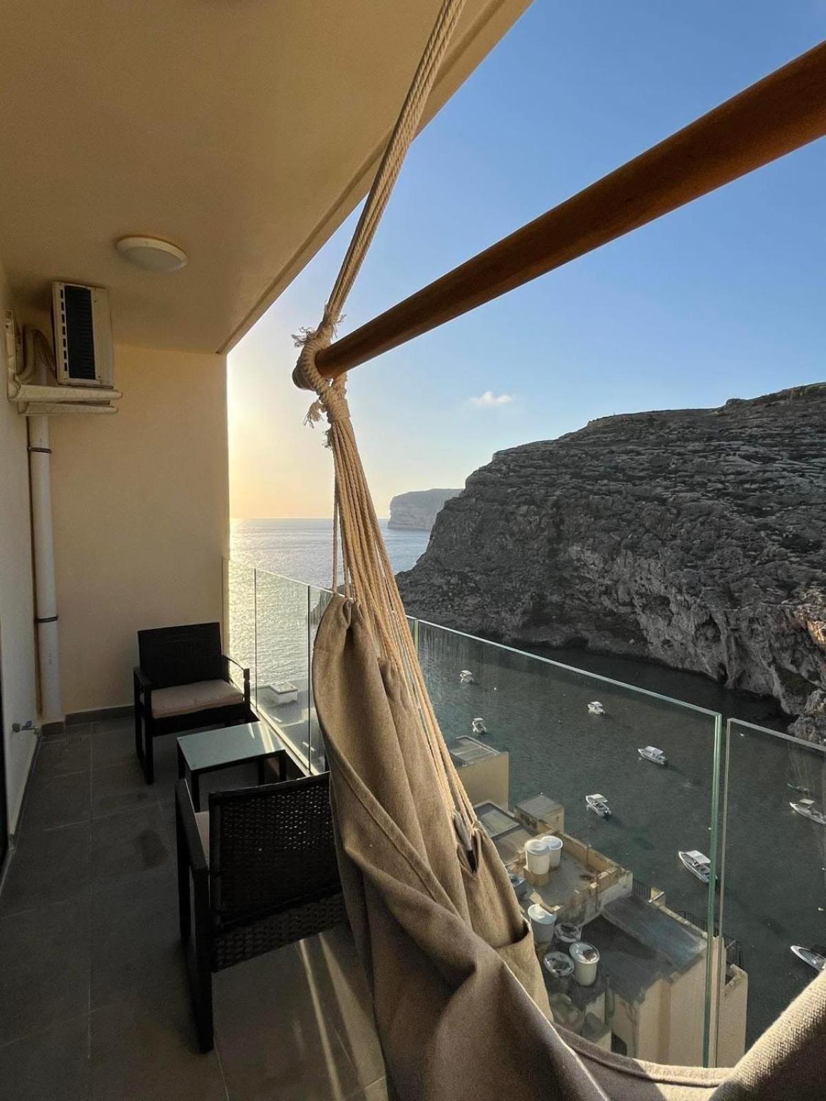 Apartamento - Seafront 2 Bedroom Apartment, Fully Air-conditioned And Equipped With Amenities